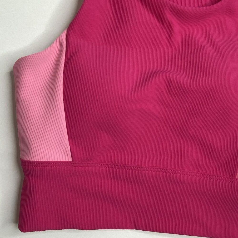 WILO Pink Ribbed Knit Color Block Racerback Keyhole Sports Bra Size Small - Picture 2 of 10
